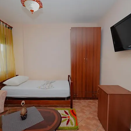 Urban Bliss Apartment Shkoder Exterior photo