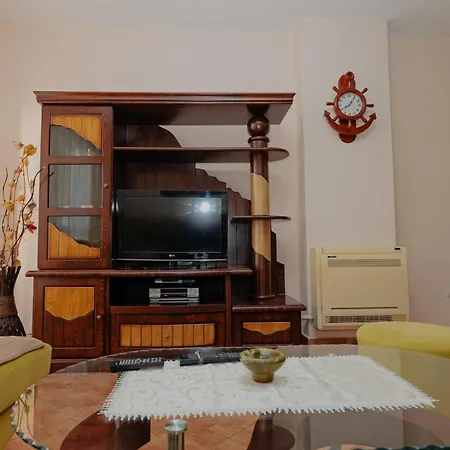 Urban Bliss Apartment Shkoder Exterior photo